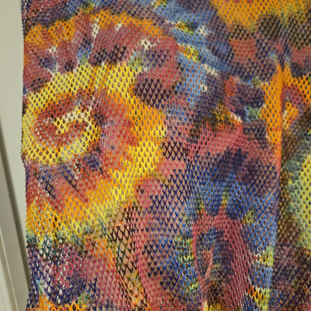 Rouge Helium Multicolor Mesh Cover-Up - Picture 3 of 7